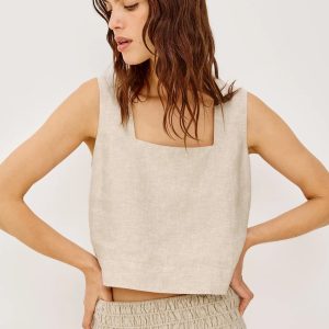 Akira Top